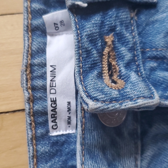 GARAGE Mom jeans - Picture 3 of 9